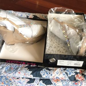 NEW IN BOX Johnathan Kayne Wedge Size 10M